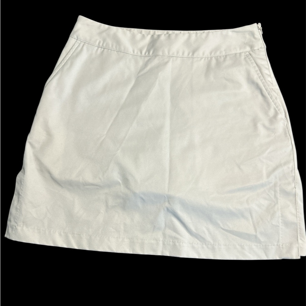 Elegant White Women's Skirt